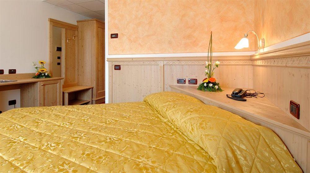Hotel Garni La Vigna - Adult Friendly San Michele allʼAdige エクステリア 写真